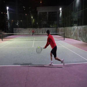 Urfa’da öğretmenler kortta buluştu