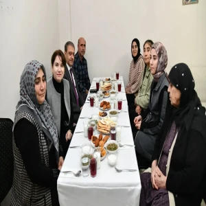 Şanlıurfa Valisi Şıldak, Çiçek Ailesi’ne misafir oldu!