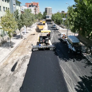 Siverek'in Can Damarı Caddelerinde Çalışmalar Aralıksız Sürüyor