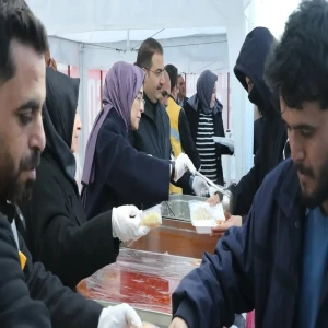 Yazmacı ve Canpolat, iftar sofrasında vatandaşlarla buluştu