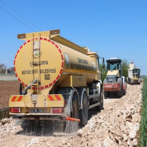 Büyükşehir, Harran’da 7,2 Kilometrelik Yolu Yeniliyor