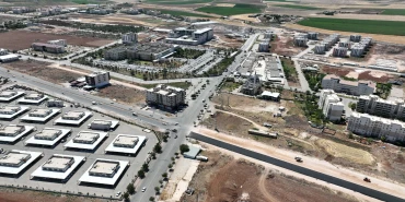 Viranşehir çevre yolu asfaltla buluşuyor