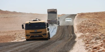 Haliliye ve Karaköprü kırsalında yol konforu artıyor