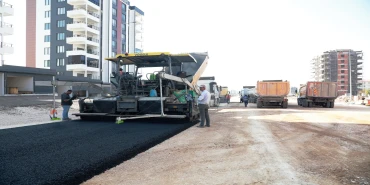 Siverek çevre yolunda asfaltlama çalışmaları hızla sürüyor