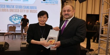 Unesco Müzik Buluşmasında Aşıklar, Abdallar Ve Dengbêjler Sahneye Çıktı