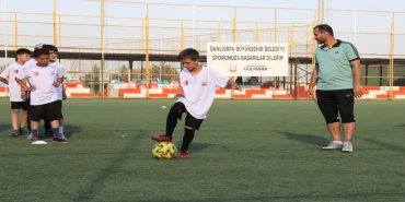 Büyükşehir Binlerce Çocuğu Futbolla Buluşturuyor