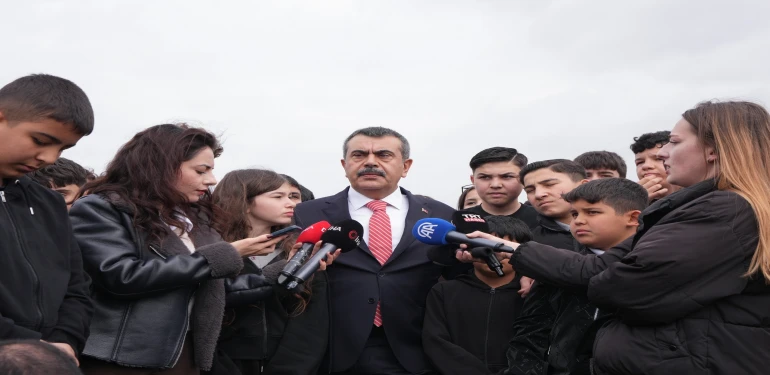 Bakan Tekin'den Okul Saldırılarına İlişkin Açıklama