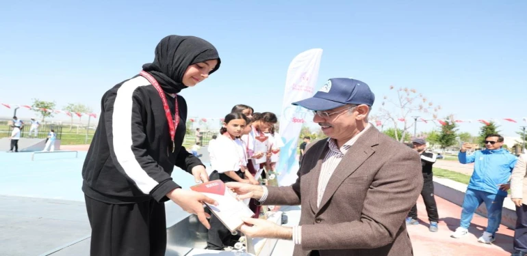 Eyyübiye’de kaykay turnuvası