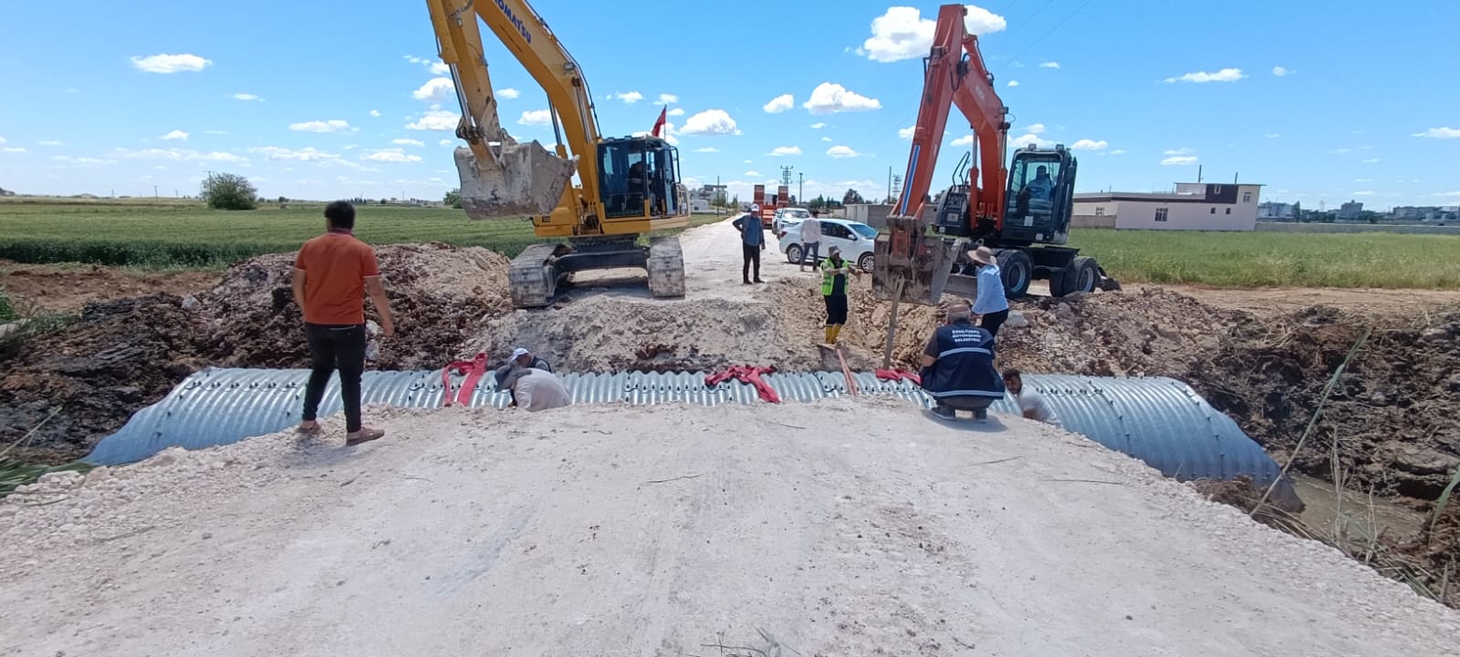 Şanlıurfa’da Kırsal Yol Seferberliği Sürüyor