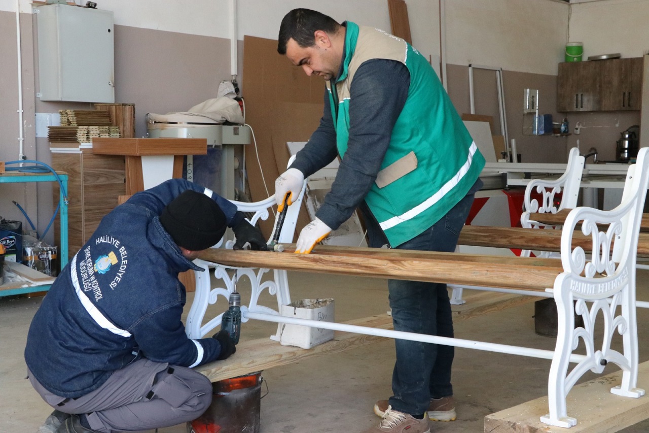 Haliliye hummalı çalışma