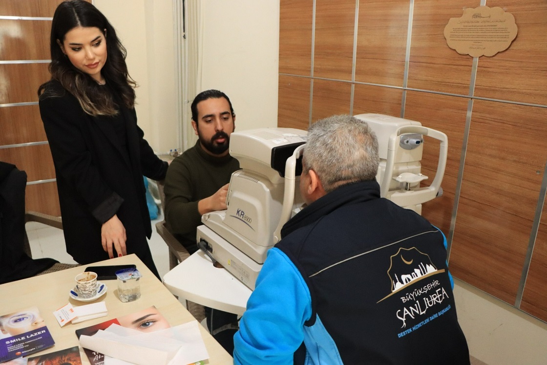 Büyükşehir personellerine göz taraması