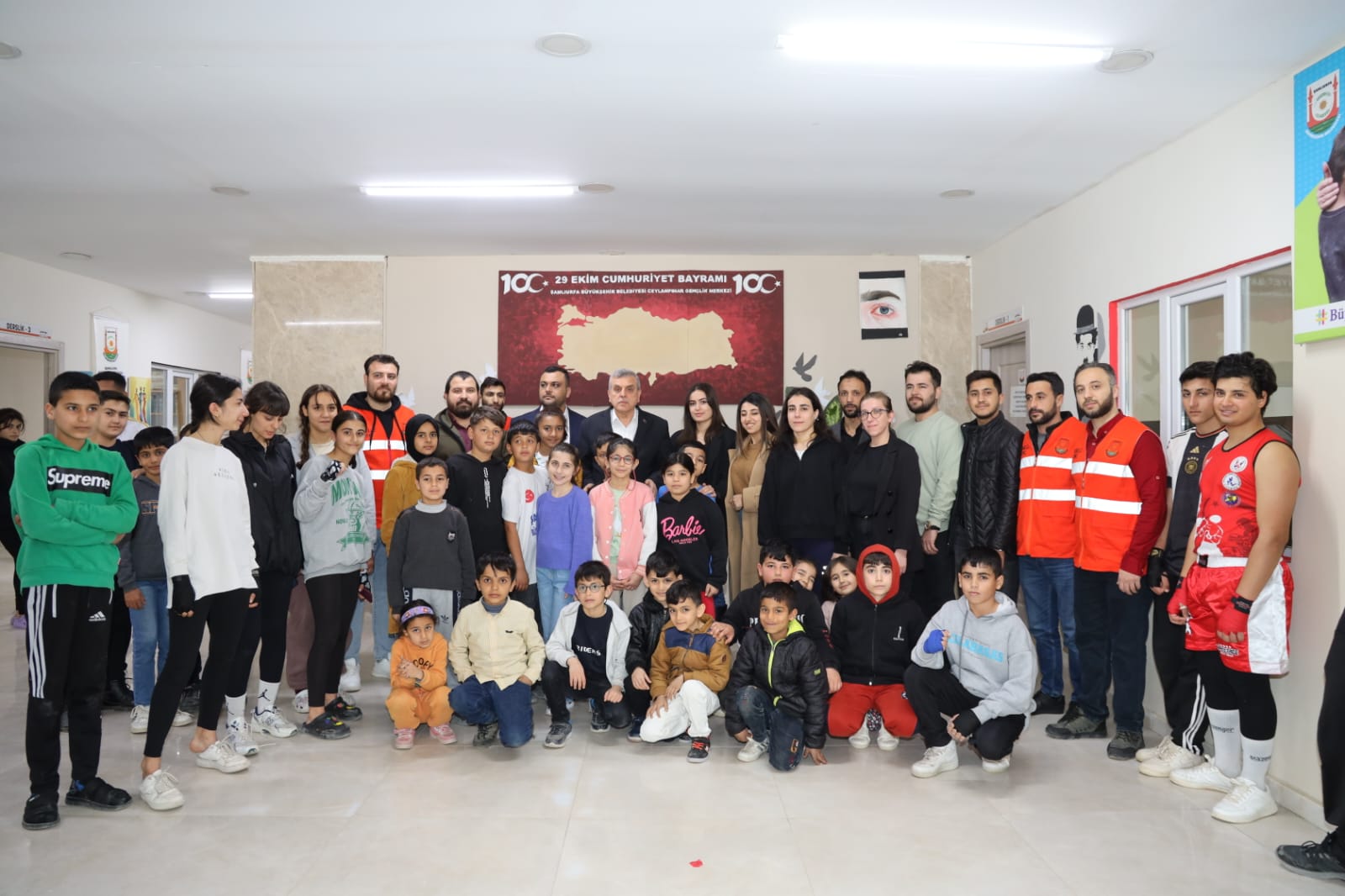 Beyazgül gençlerle buluştu