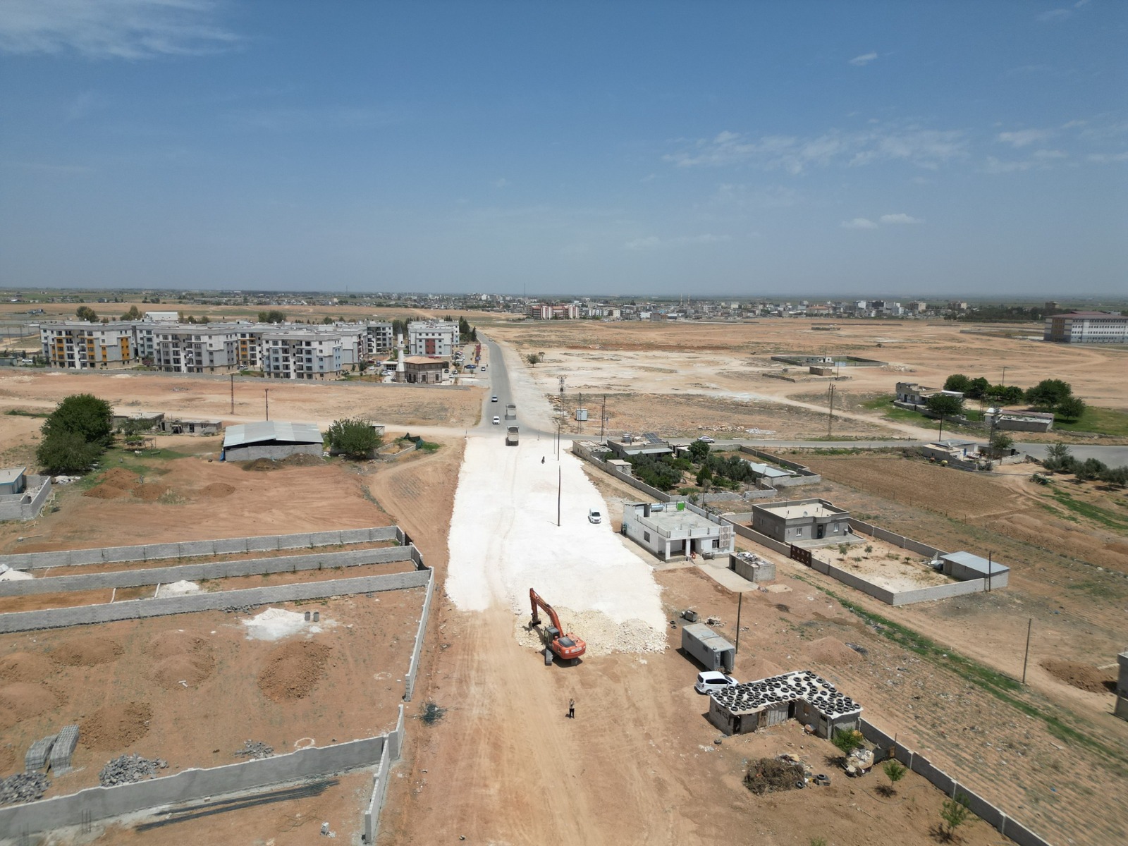 Akçakale’ye yeni yol hamlesi