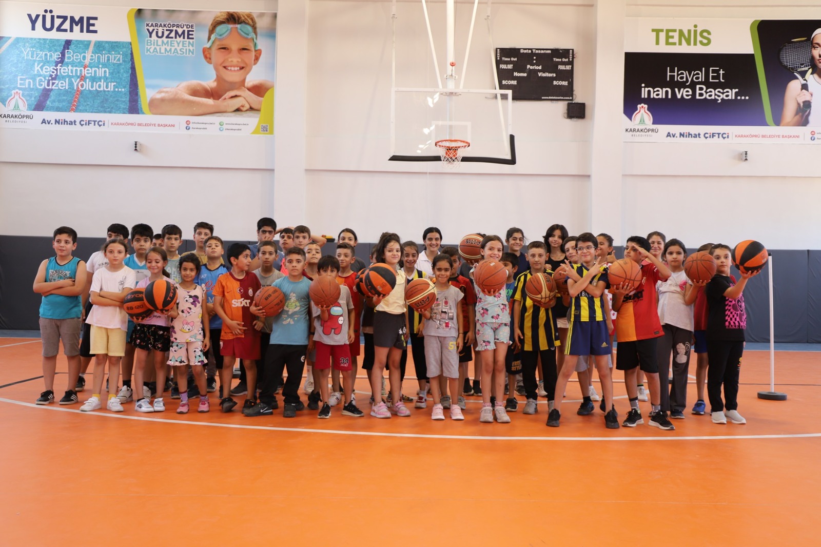 Karaköprü’de 2 bin 200 gence spor eğitimi veriliyor