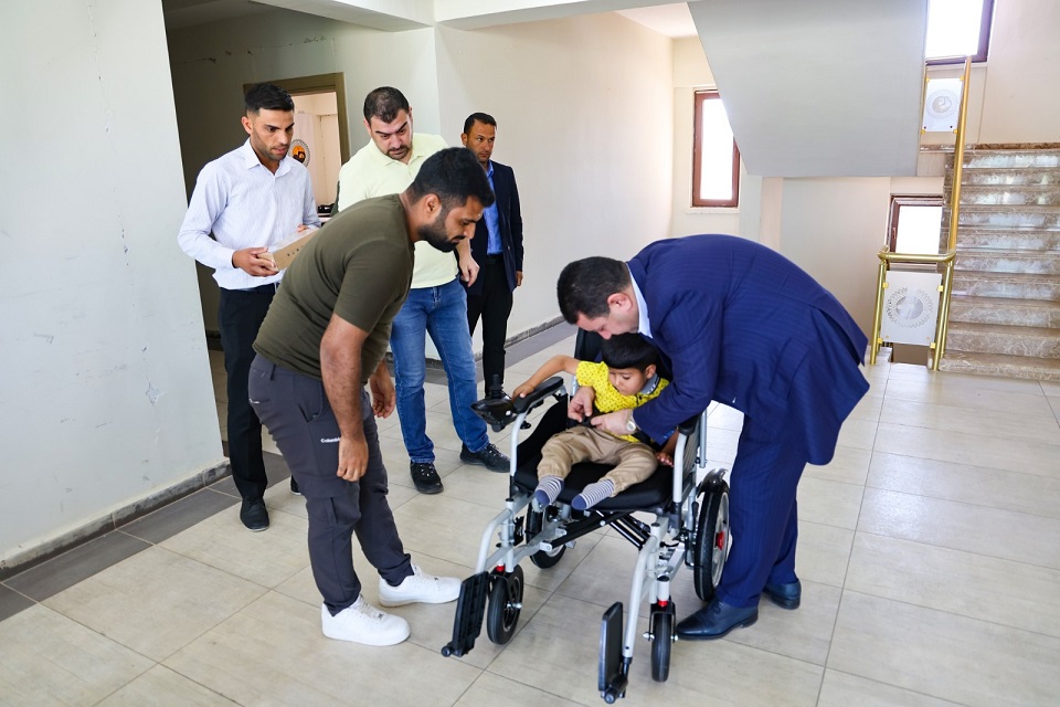 Başkan Özyavuz'dan küçük Umut'a anlamlı destek