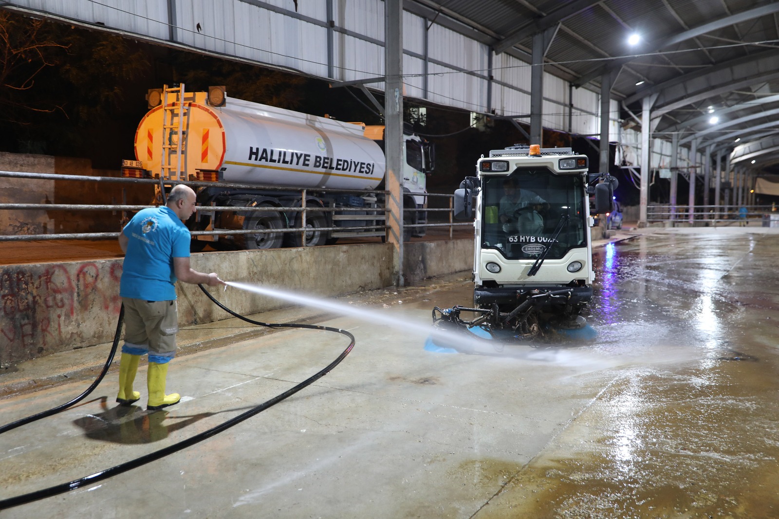 Haliliye’de bayram sonrası temizlik seferberliği