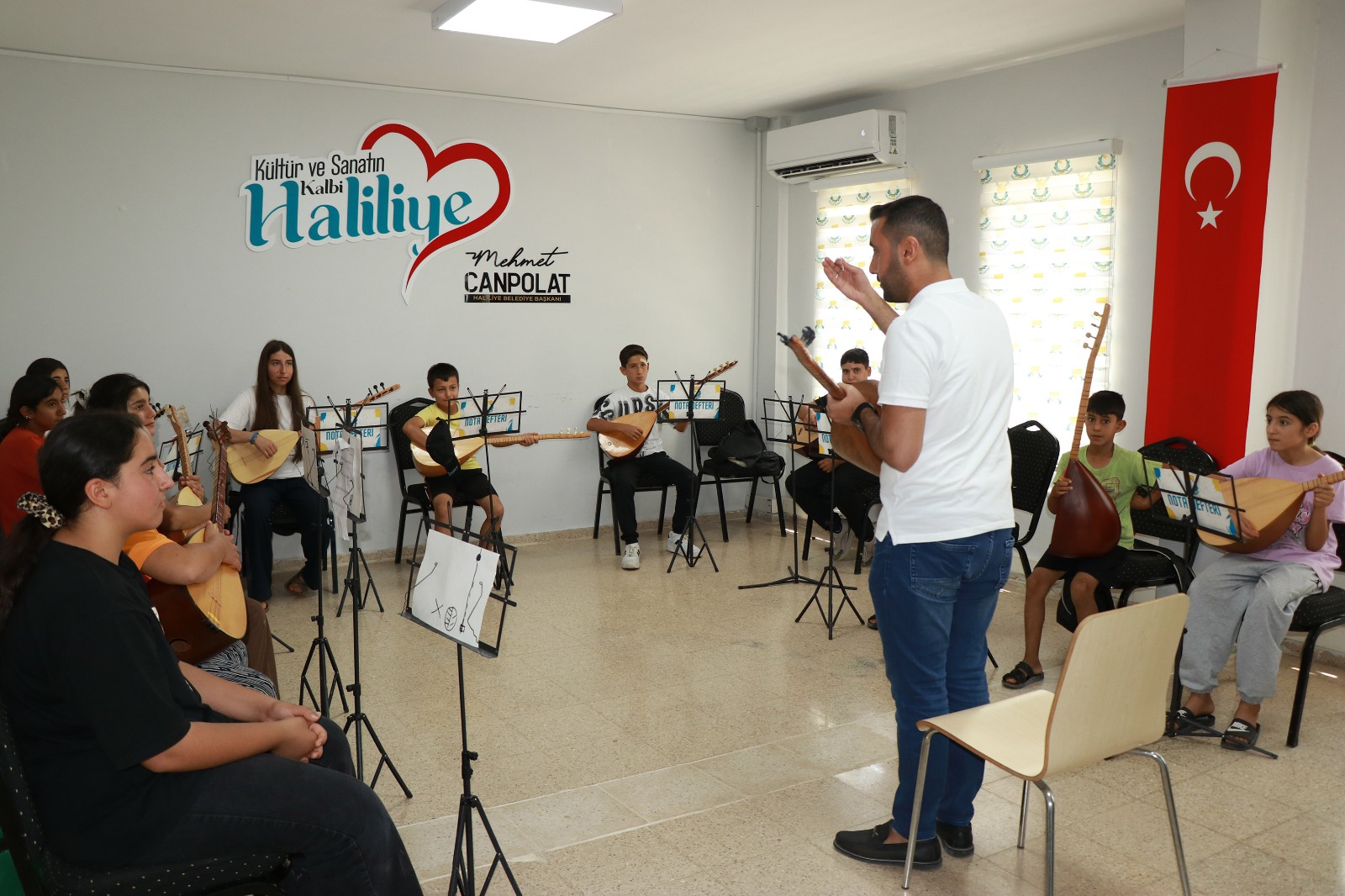 Kısas’ta çocuklar bağlamayla tanışıyor