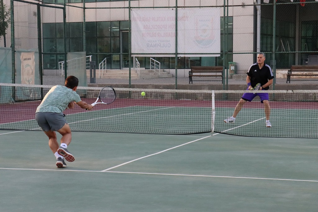Urfa’da tenis turnuvası başladı