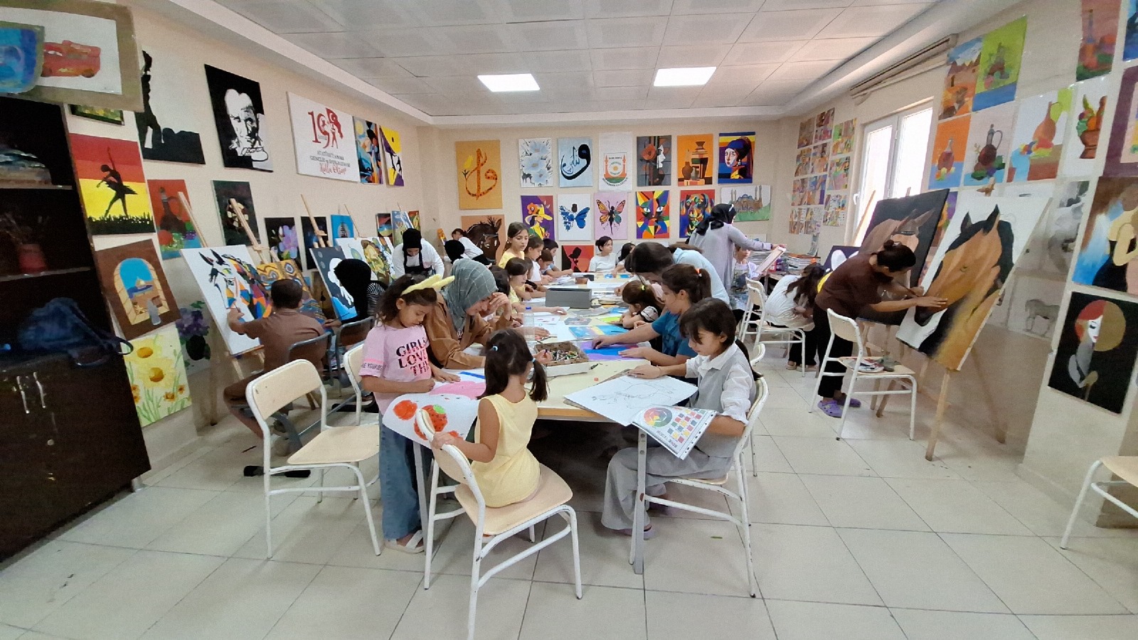 Urfalı çocuklar gençlik merkezlerinde daha mutlu