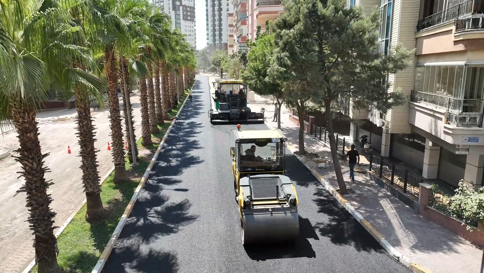 Karaköprü’de yollar yenileniyor