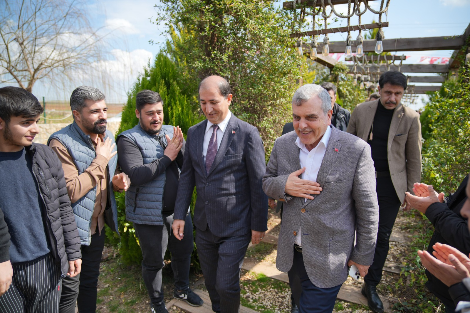 Hasan Çay adaylıktan çekildi