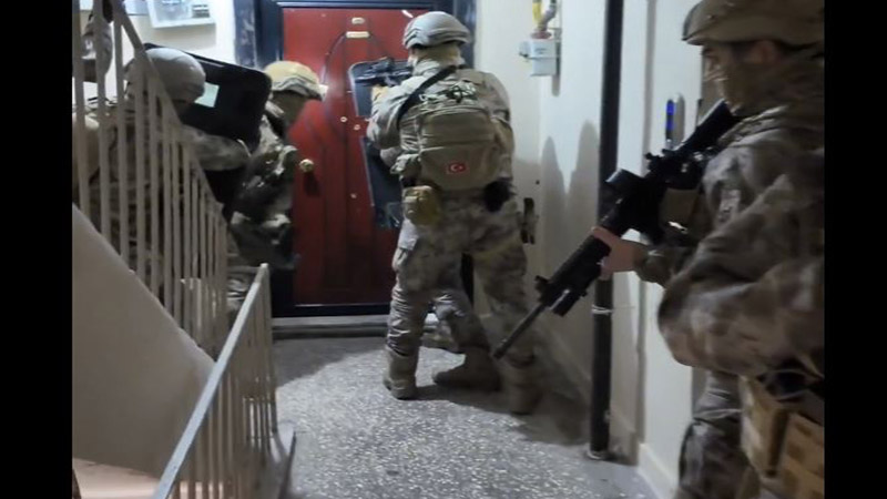 Şanlıurfa’da Havaya Ateş Açan Şahıs Etkisiz Hale Getirildi