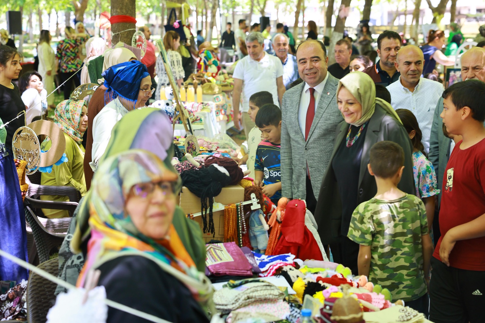 Karaköprü'de el emeği ürünler sergilendi