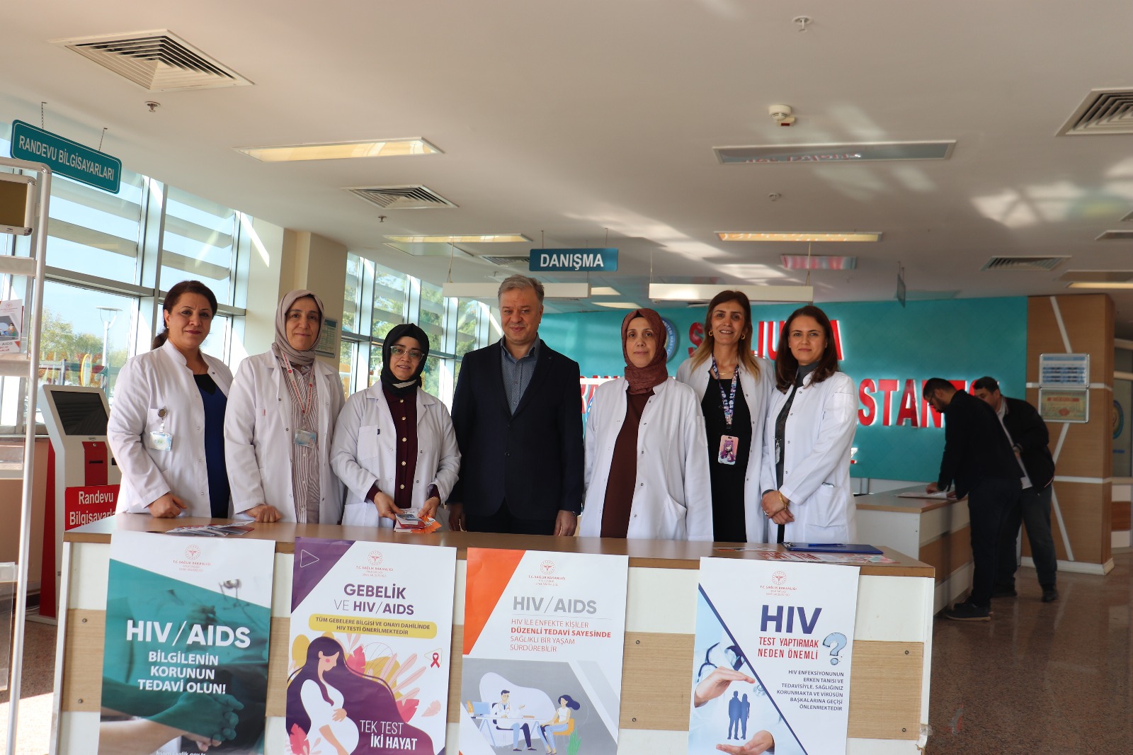 HRÜ hastanesi HIV’e dikkat çekti