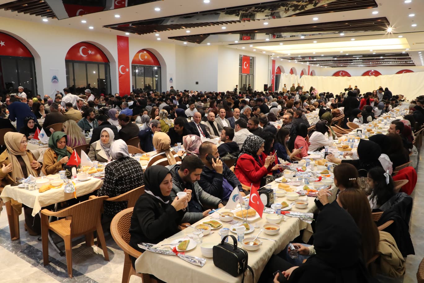 Eyyübiye’nin öğretmenleri millet bahçesinde buluştu