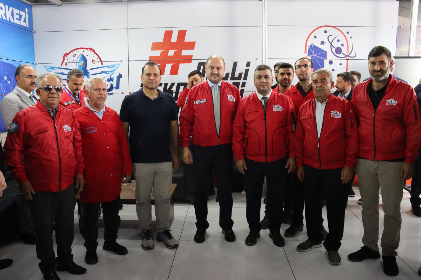 BÜYÜKŞEHİR’İN BİLİM MERKEZİ STANDI TEKNOFEST’İN İLGİ ODAĞI OLDU