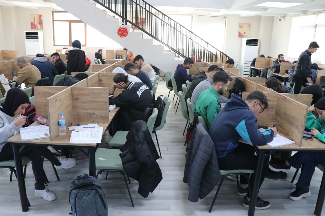 Öğrenciler geleceğe hazırlanıyor