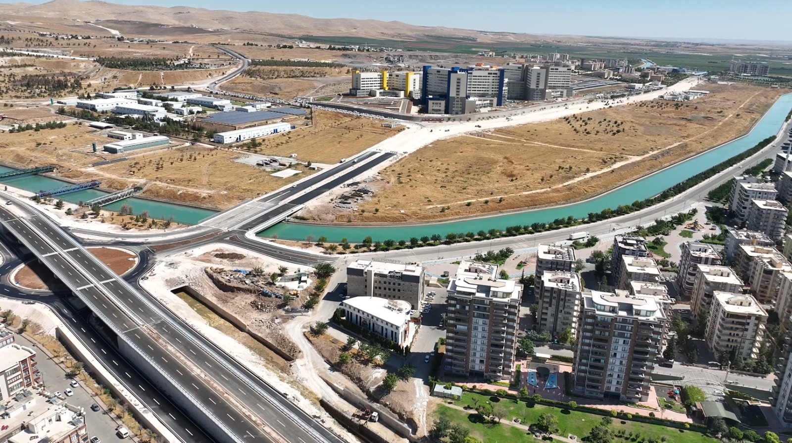ŞEHİR HASTANESİ ÖNÜNDEKİ YOL BÜYÜKŞEHİR’LE GENİŞLİYOR