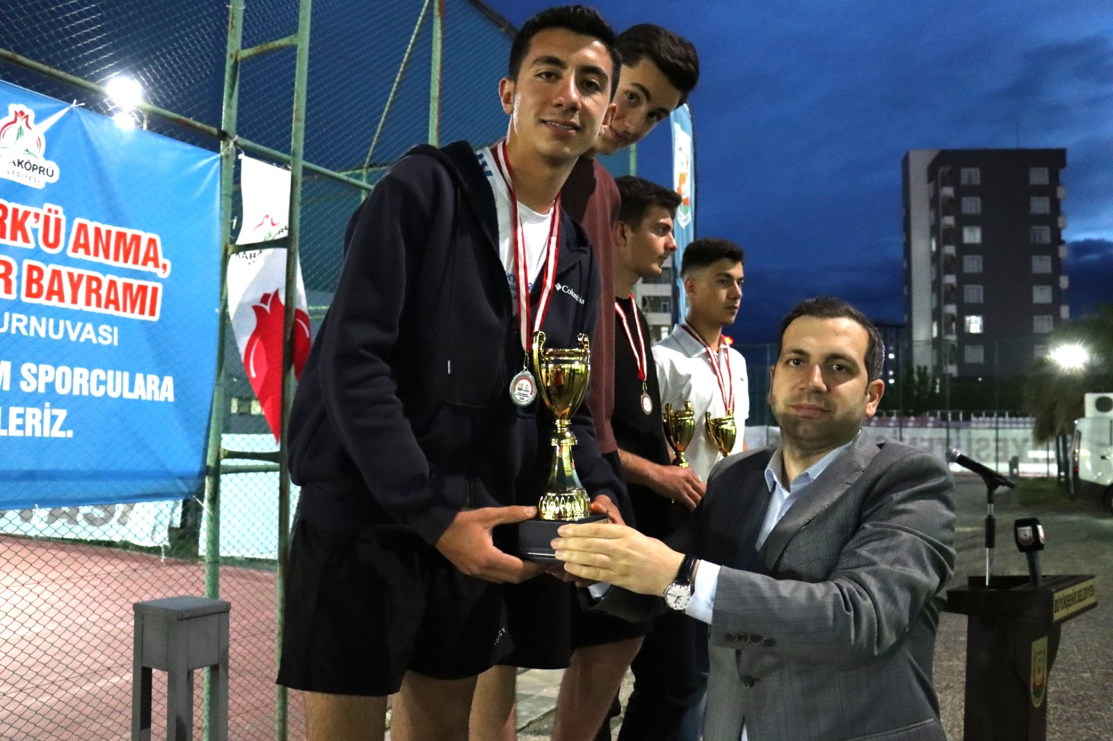 Şanlıurfa’da Ödüllü Tenis Turnuvası Finalle Sona Erdi