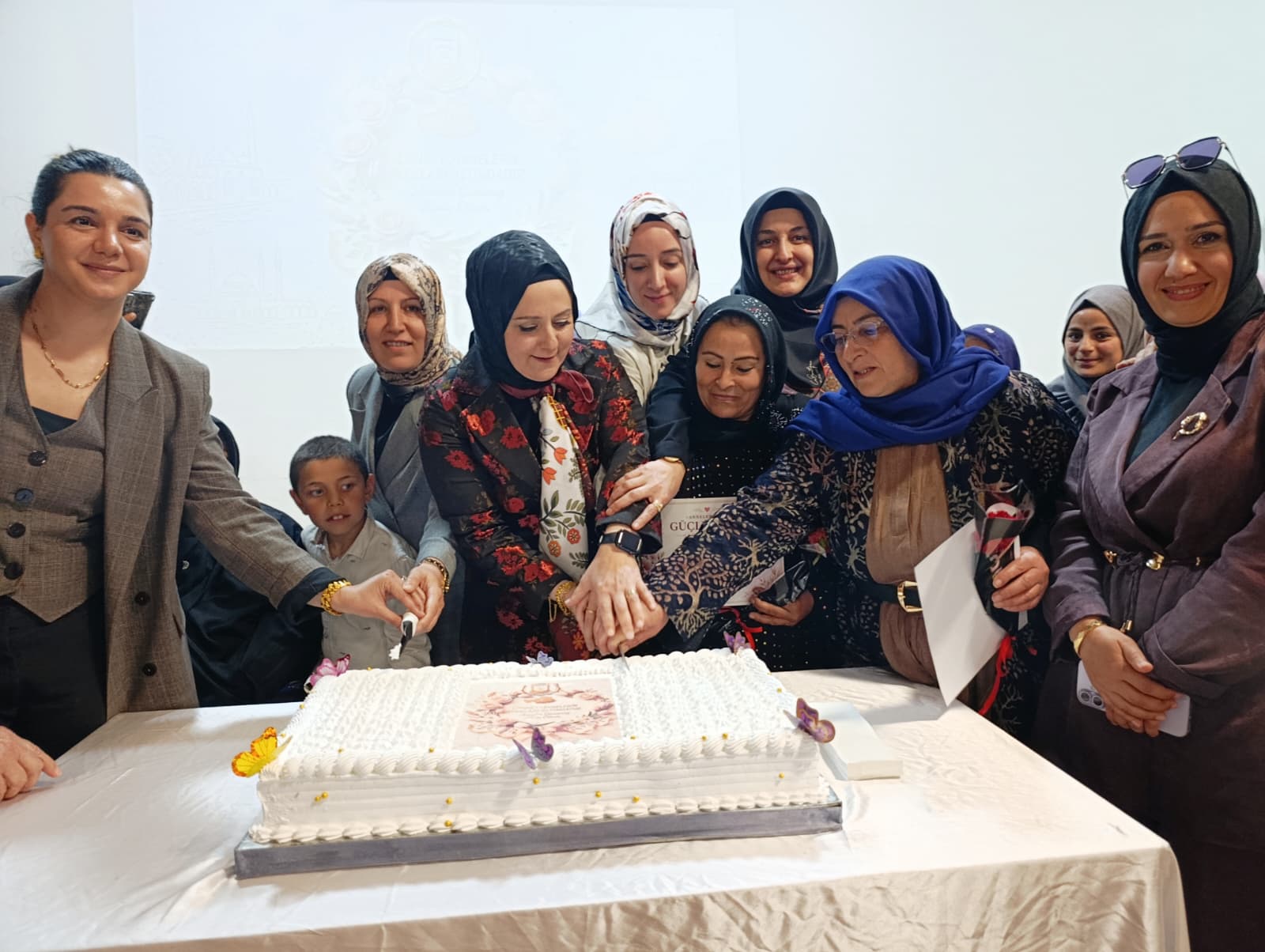 Büyükşehir Belediyesi’nden Anneler Günü İçin Anlamlı Program