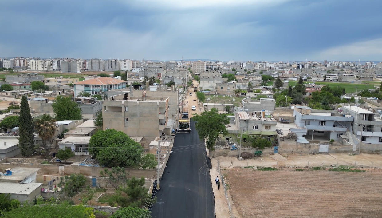 Remil yolu sıcak asfaltla buluştu