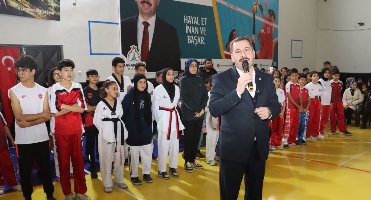 Karaköprü’de başarılı sporcular ödüllendirildi