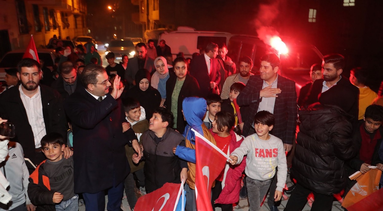 Canpolat seçim çalışmalarını sürdürüyor