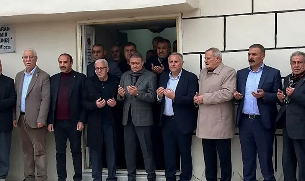 Kısas'taki cami ve taziye evi hizmete açıldı!