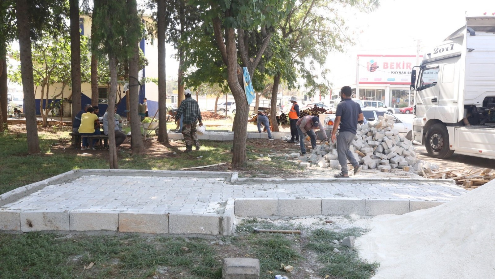 Evren Sanayi Sitesi’nde park çalışmaları başladı