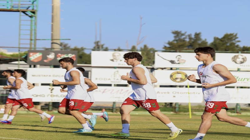 Şanlıurfaspor, Düzce'de Karşıyaka İle Hazırlık Maçı Oynayacak