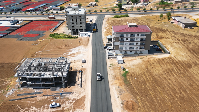 Haliliye'de Asfalt Çalışmaları Hızlandı, Dağeteğinde Yollar Yenileniyor
