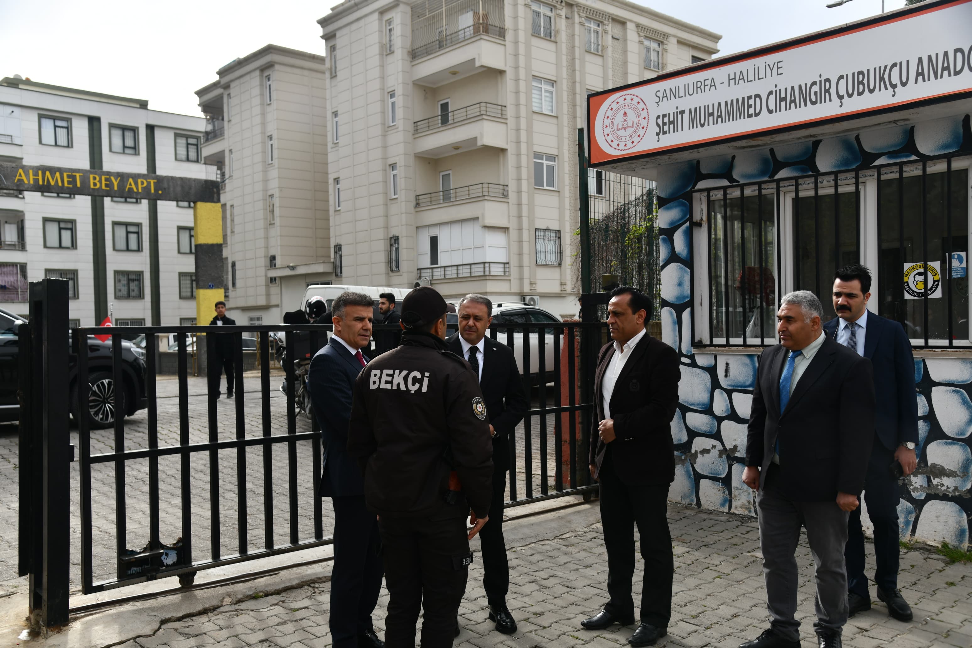 Şanlıurfa Valisi Hasan Şıldak’tan Okullara Ziyaret