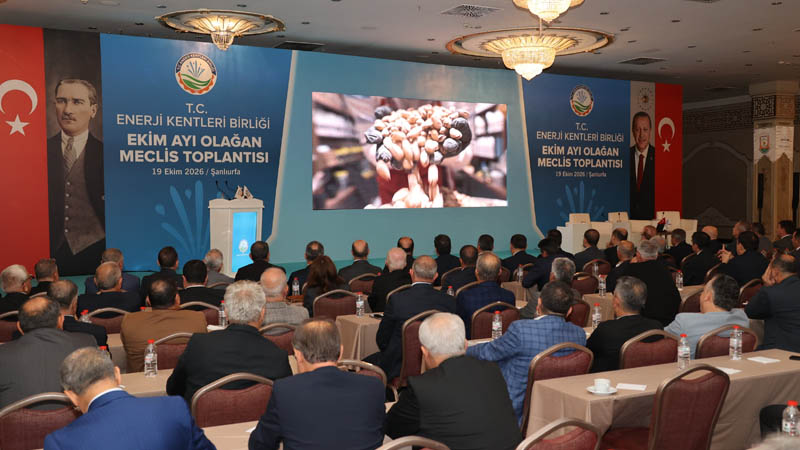 Vali Şıldak ve Bakan Yardımcısı Şatıroğlu panelde