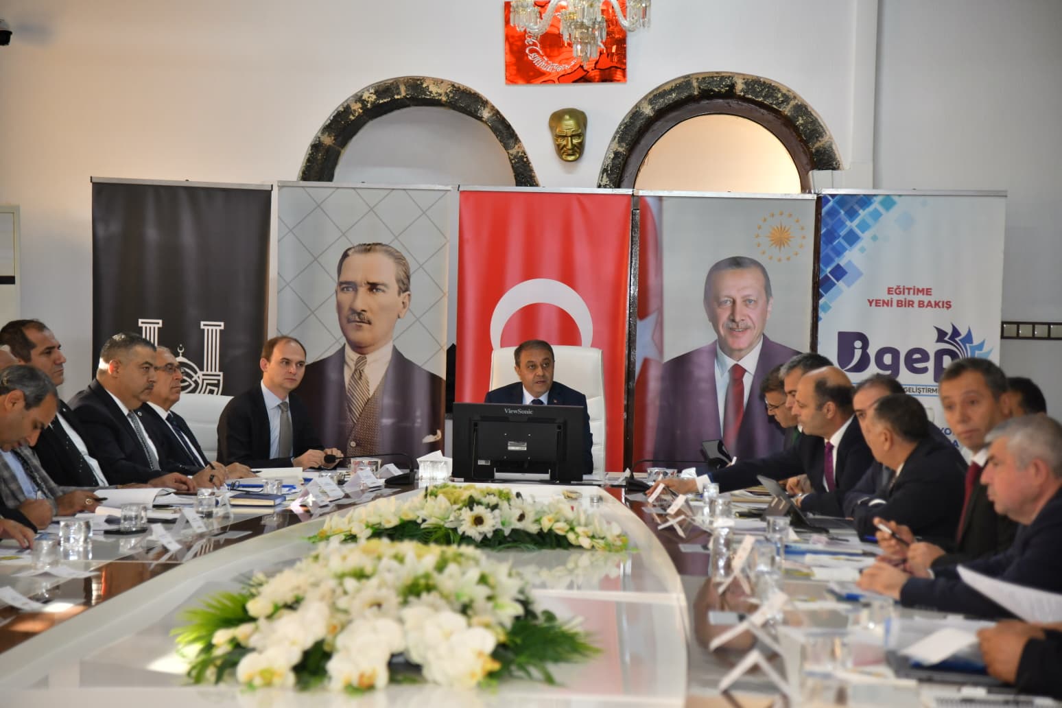 Eğitim değerlendirme toplantısı Siverek'te yapıldı