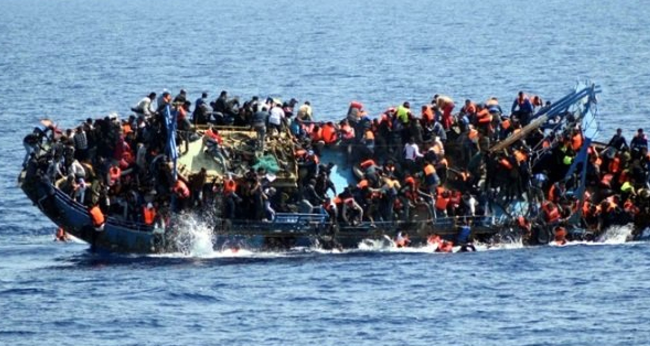 Müslümanları taşıyan tekne alabora oldu