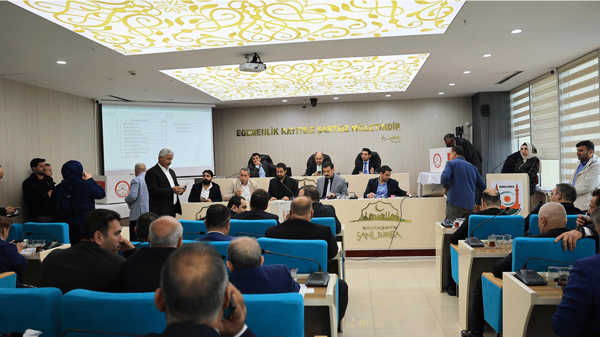 Şanlıurfa Büyükşehir Meclisi’nde seçim yapıldı: Yeni komisyon üyeleri belirlendi