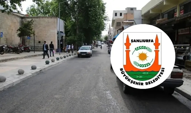 Şanlıurfa'da minare riski nedeniyle ulaşımda geçici düzenleme: Meşarkiye Caddesi trafiğe kapatıldı