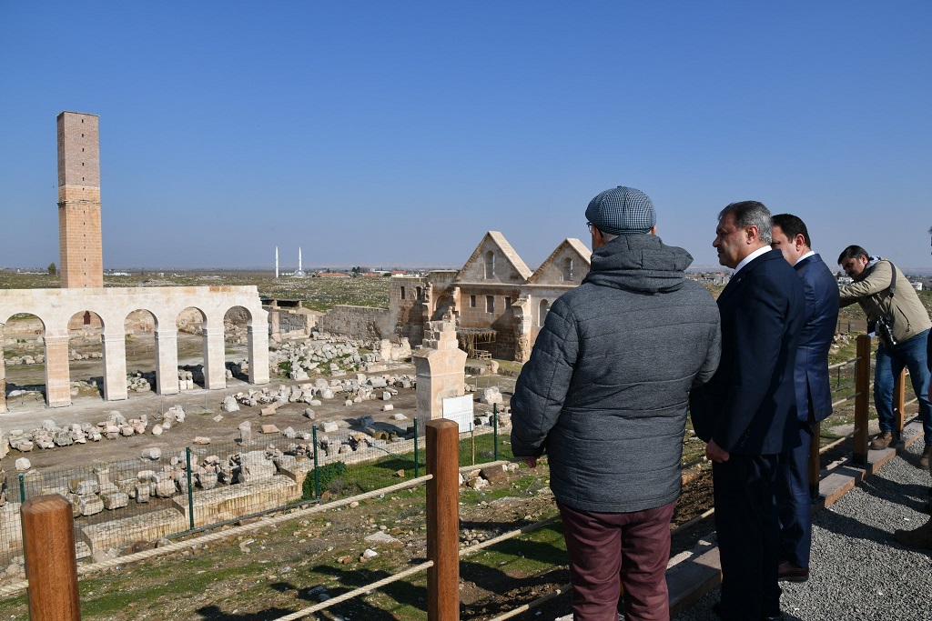 Vali Şıldak Harran’da
