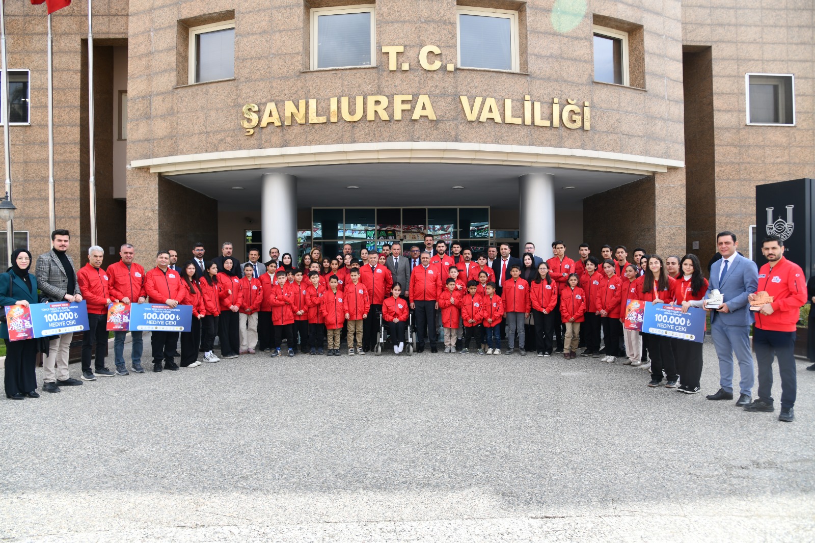 Teknoloji Yıldızlarına Büyük Ödül: Hedef TEKNOFEST 2026