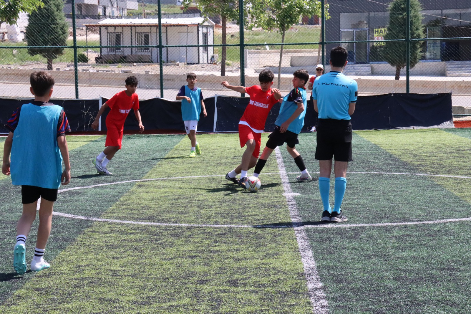 Büyükşehir’den Okullararası Futbol Turnuvası